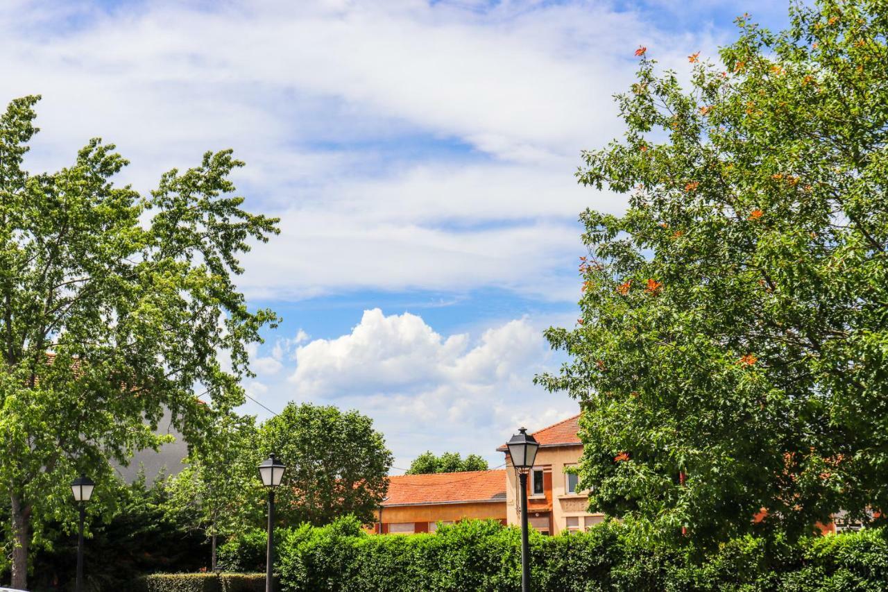 Kyriad Direct Roanne Hotel Kültér fotó
