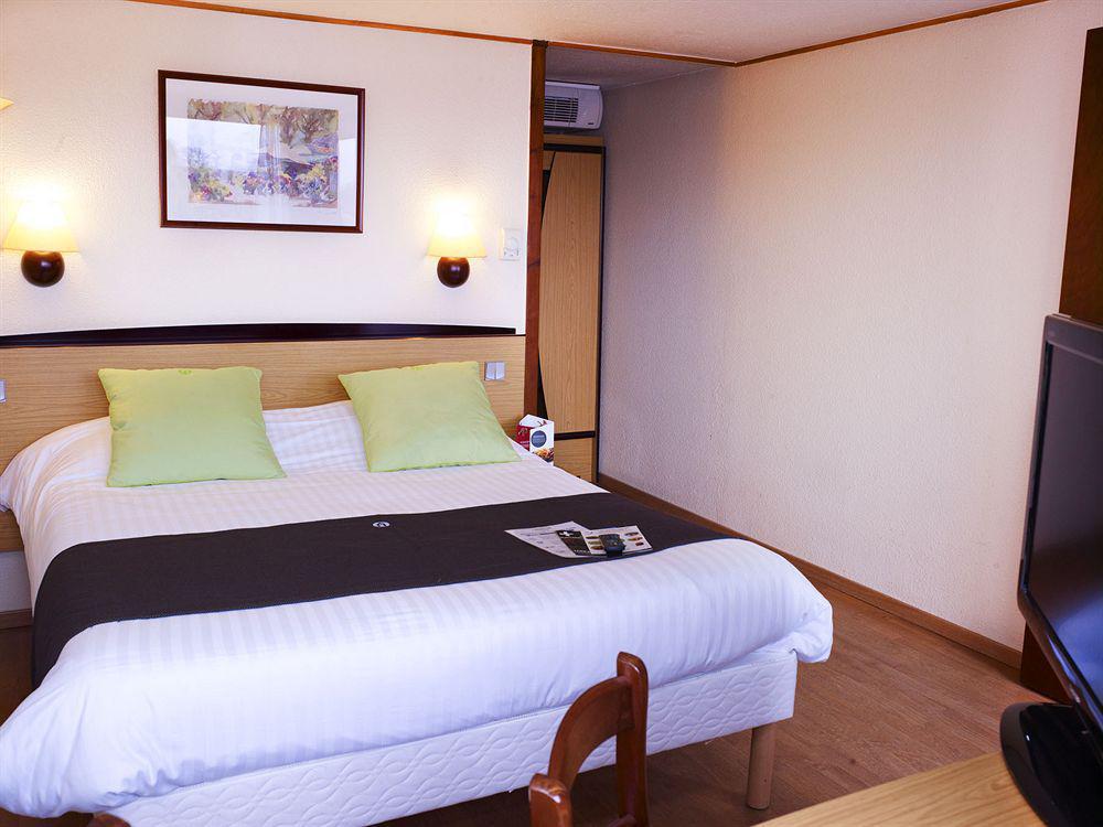 Kyriad Direct Roanne Hotel Kültér fotó